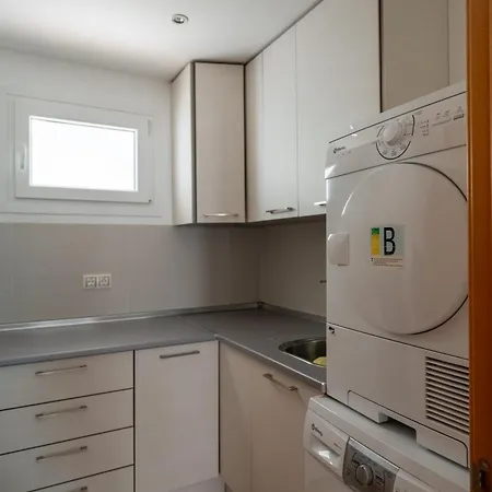 Spacious 3br With Pool And Sea Views - Hosted By Lapponia Villa